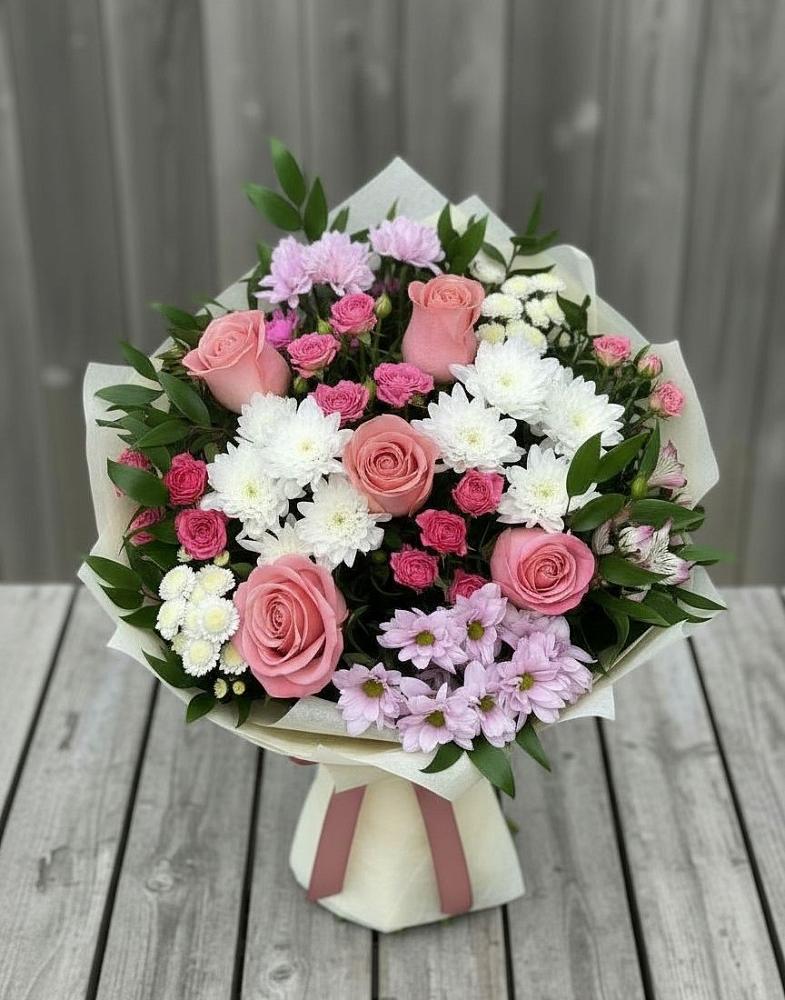 Букет цветов из: Альстромерии, Гвоздики, Розы и Хризантемы в Березовом