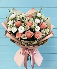 Букет цветов из:  Розы, Альстромерии и Лизиантусы в Березовом
