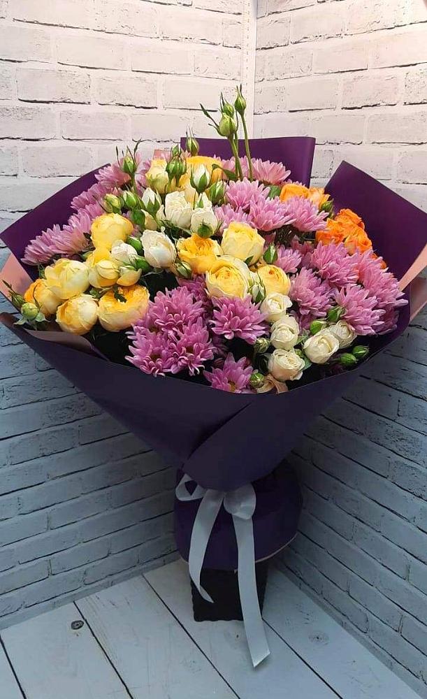 Букет цветов из: Хризантемы и Розы в Березовом