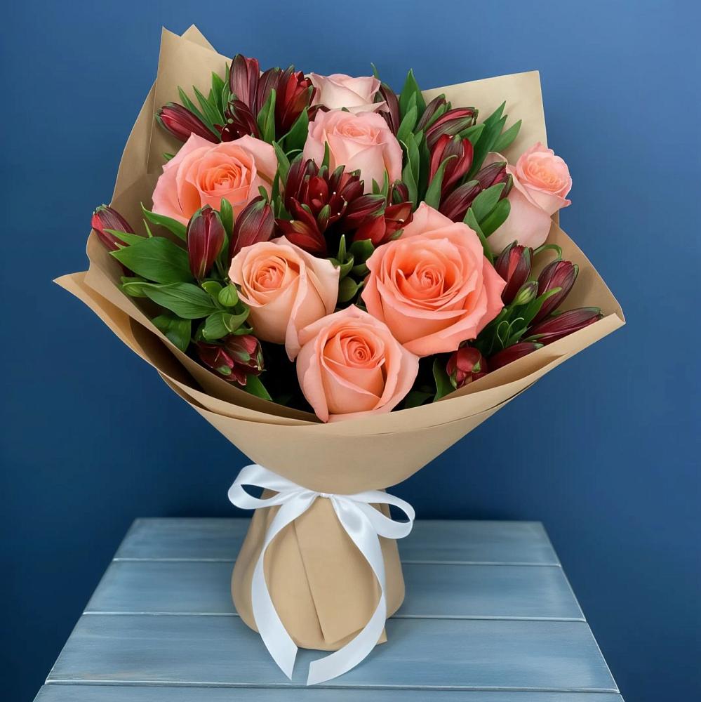 Букет цветов из: Розы и Альстромерии в Березовом