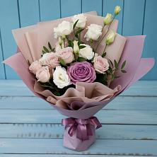 Букет цветов из:  Розы и Лизиантусы в Березовом
