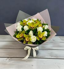 Букет цветов из:  Орхидеи и Розы в Березовом