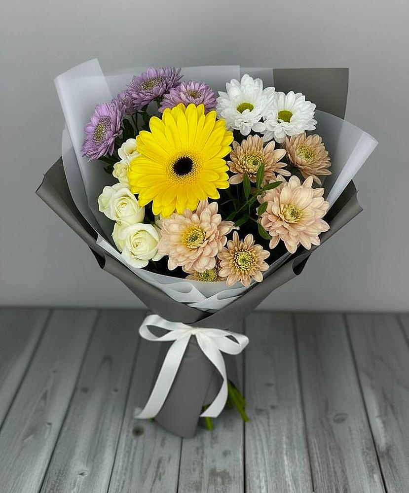 Букет цветов из: Розы, Герберы и Хризантемы в Березовом