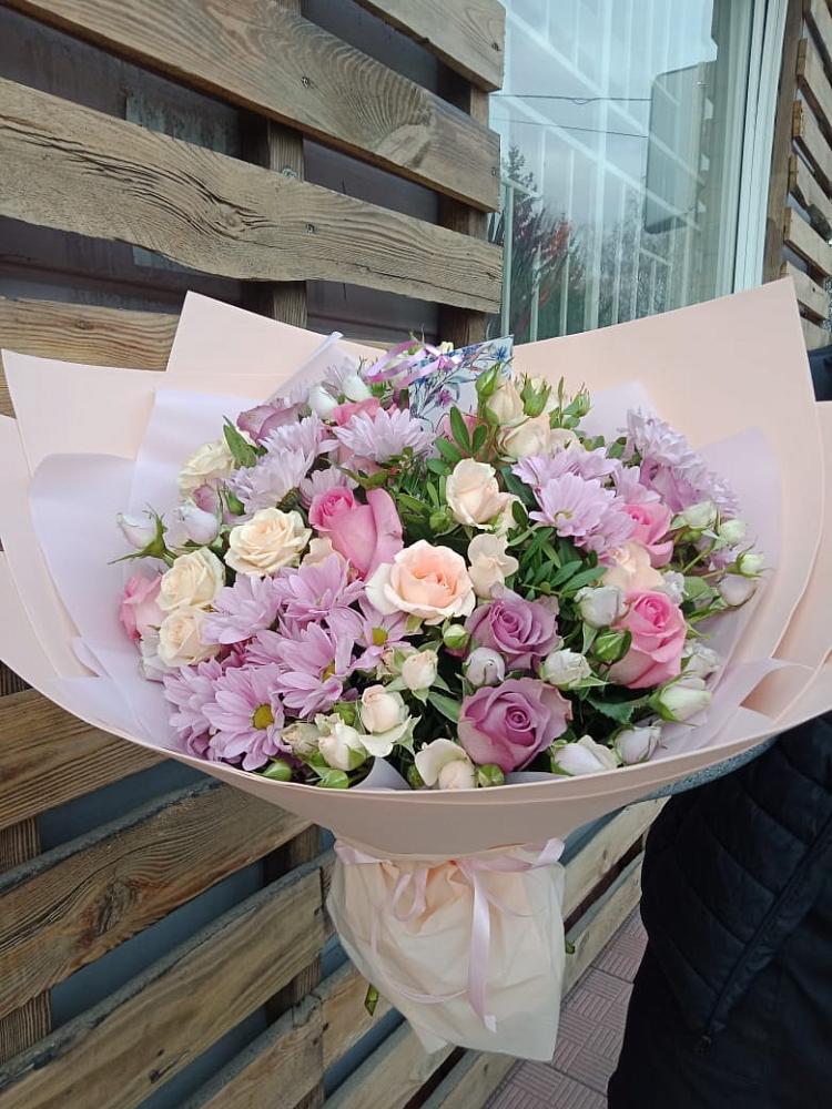 Букет цветов из: Розы и Хризантемы в Березовом