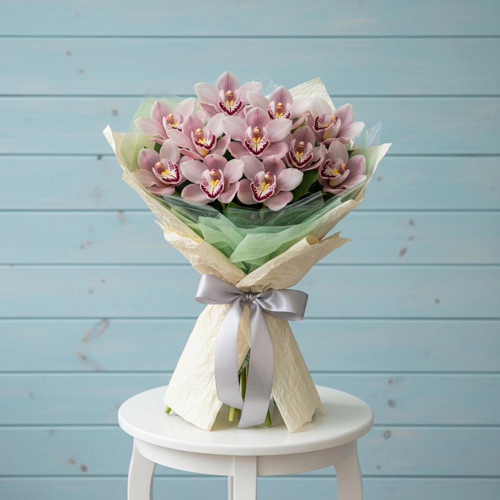 Букет цветов из: Орхидеи и Розы в Березовом
