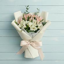 Букет цветов из:  Альстромерии в Березовом