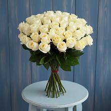Букет 51 Белая роза Эдлесс Лав в Березовом