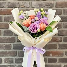 Букет цветов из:  Лизиантусы и Розы #REPLACE_PRED# Березовом