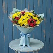 Букет цветов из:  Альстромерии и Хризантемы в Березовом