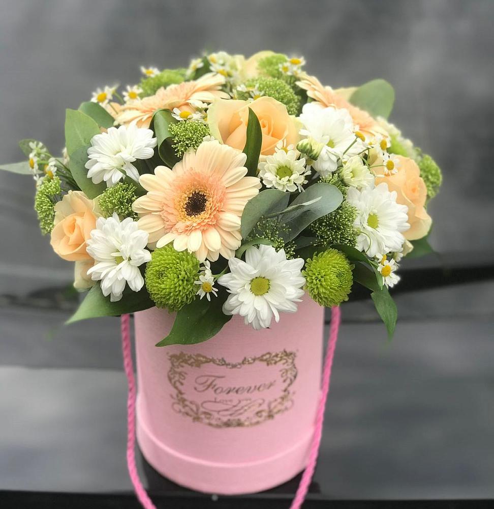 Цветочная композиция из Розы, Герберы и Хризантемы в шляпной коробке в Березовом