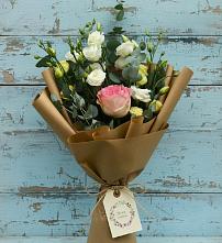 Букет цветов из:  Розы и Лизиантусы в Березовом