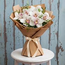 Букет цветов из:  Орхидеи и Розы в Березовом
